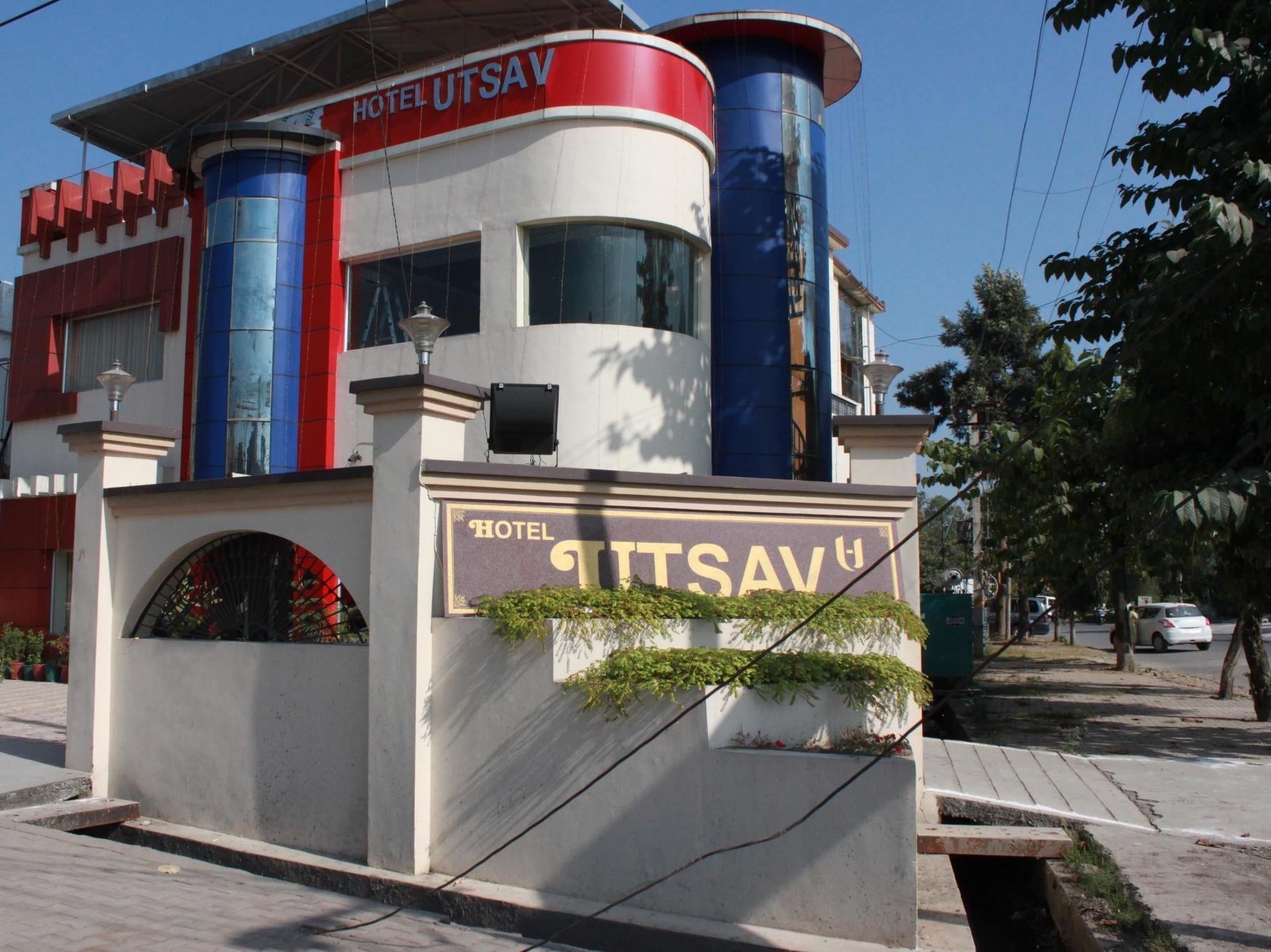 Hotel Utsav Dehradun Eksteriør bilde
