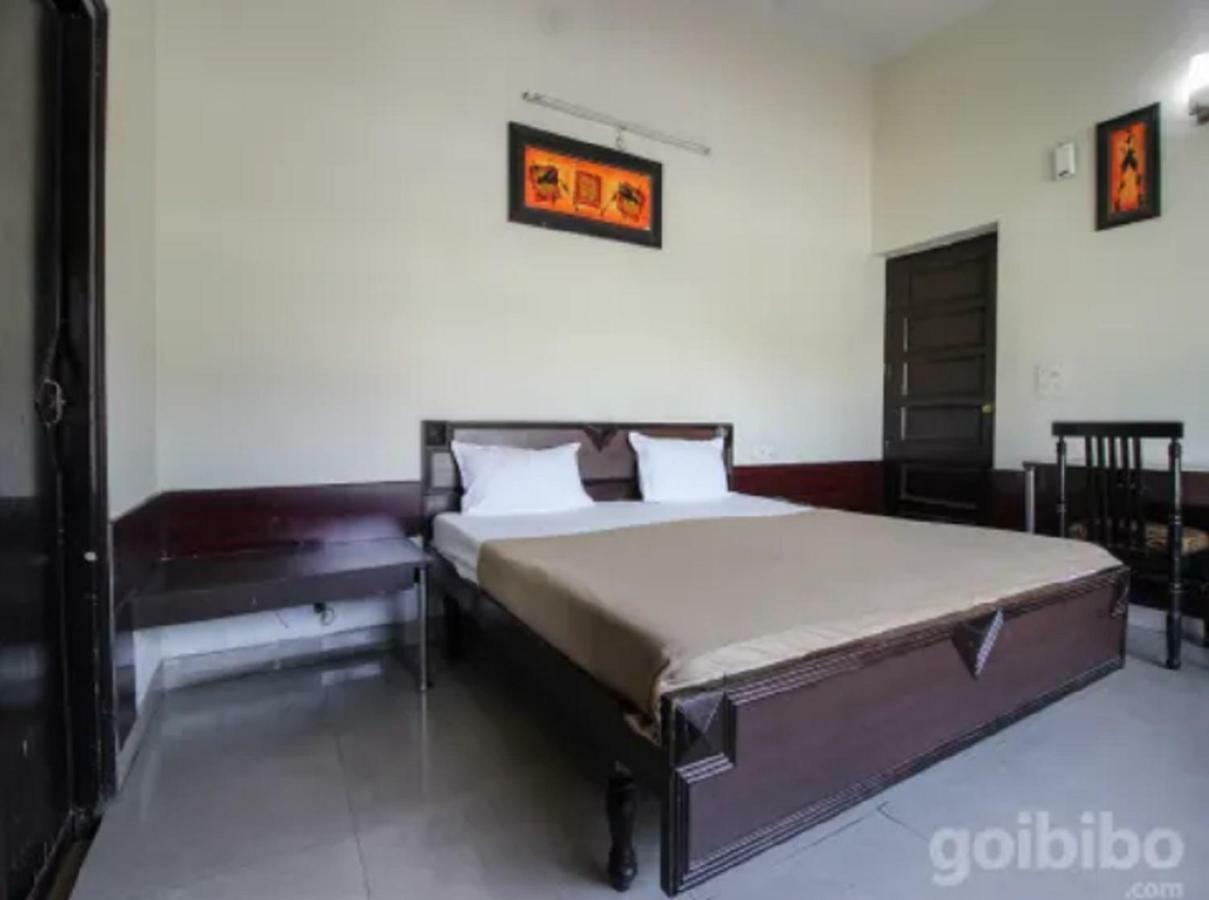 Hotel Utsav Dehradun Eksteriør bilde